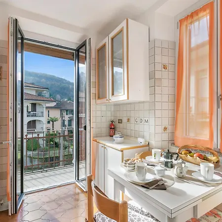 La Maison Di Annamarie Center - Happy Stresa